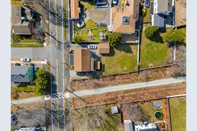 12 Chestnut St, Danvers, MA 01923 - Photo 17