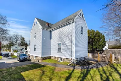 13 Hampshire St, Danvers, MA 01923 - Photo 11