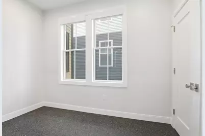 407 E 7th St #2, Boston, MA 02127 - Photo 15