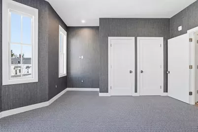 407 E 7th St #2, Boston, MA 02127 - Photo 19