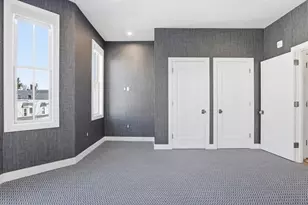 407 E 7th St, Boston, MA 02127 - Photo 19