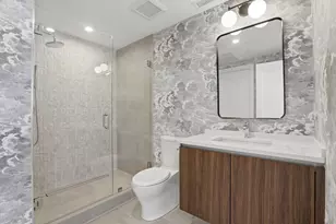 407 E 7th St, Boston, MA 02127 - Photo 37