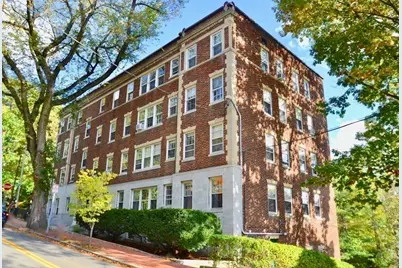 86 Buckingham St #3, Cambridge, MA 02138 - Photo 1