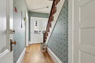 21 Burnap St, Fitchburg, MA 01420 - Photo 11