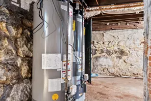 21 Burnap St, Fitchburg, MA 01420 - Photo 35