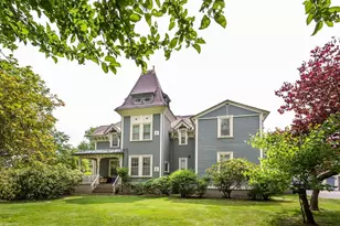 249 County St, Attleboro, MA 02703 - Photo 3