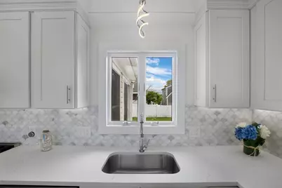 200 Sixth Avenue, Barnstable, MA 02672 - Photo 9