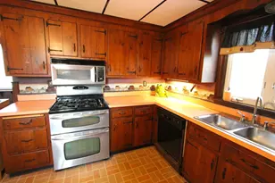 300 Chestnut St, Franklin, MA 02038 - Photo 3
