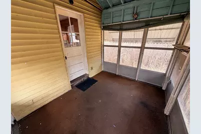 33 Hayes Ave, Whitman, MA 02382 - Photo 5