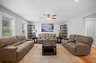 141 Thompson St, Palmer, MA 01069 - Photo 11