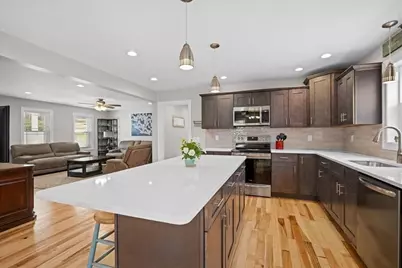 141 Thompson St, Palmer, MA 01069 - Photo 3