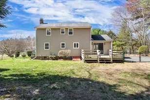 4 Independence Ln, Millis, MA 02054 - Photo 7