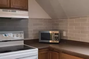 186 Branscomb St, New Bedford, MA 02745 - Photo 9