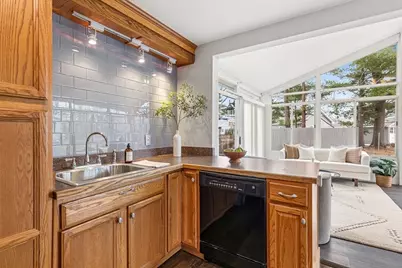 29 Fenton Avenue, Attleboro, MA 02703 - Photo 11