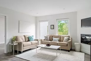 317 Belgrade Ave, Boston, MA 02131 - Photo 9