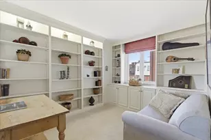 27 Chestnut, Boston, MA 02108 - Photo 11