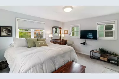 45 Magoun St, Cambridge, MA 02140 - Photo 23