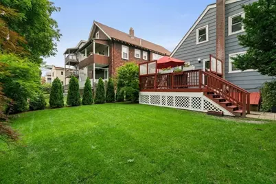 45 Magoun St, Cambridge, MA 02140 - Photo 29