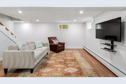 45 Magoun St, Cambridge, MA 02140 - Photo 13