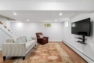 45 Magoun St, Cambridge, MA 02140 - Photo 13