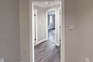 19 Fernview Ave, North Andover, MA 01845 - Photo 9