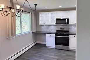 19 Fernview Ave, North Andover, MA 01845 - Photo 5