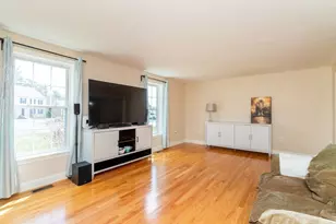 391 Franklin St, Hanson, MA 02341 - Photo 13