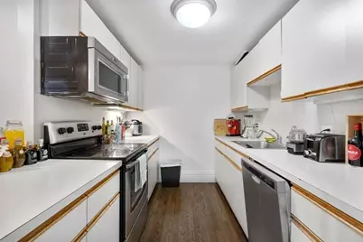 390 Commonwealth Ave #205, Boston, MA 02215 - Photo 5