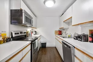 390 Commonwealth Ave, Boston, MA 02215 - Photo 5