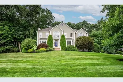 33 Nutmeg Ln, North Andover, MA 01845 - Photo 1