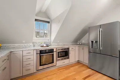 447 Washington St #3, Brookline, MA 02446 - Photo 7