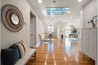 447 Washington St #3, Brookline, MA 02446 - Photo 3