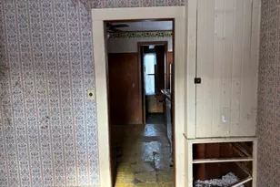 31 William St, Chester, MA 01011 - Photo 7