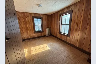 31 William St, Chester, MA 01011 - Photo 15