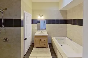 9 Landor Rd, Boston, MA 02126 - Photo 7