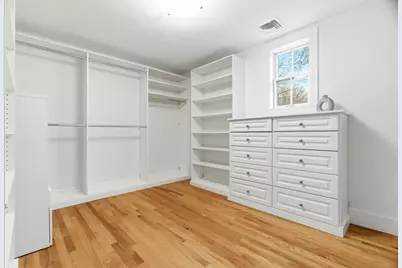 36 Naples Rd, Brookline, MA 02446 - Photo 15