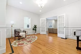 36 Naples Rd, Brookline, MA 02446 - Photo 9