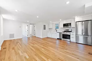 290 Washington St, Marblehead, MA 01945 - Photo 5