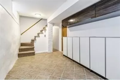 13-1R Mansfield St #2, Boston, MA 01234 - Photo 9