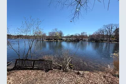 133 Lakeshore Dr, Blackstone, MA 01504 - Photo 5