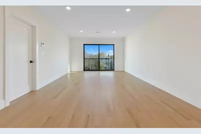 219 Paris #4, Boston, MA 02128 - Photo 3