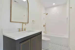 219 Paris, Boston, MA 02128 - Photo 11