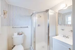 422 Cooper St, Agawam, MA 01001 - Photo 17