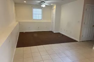 107 Apple Creek Ln, Fall River, MA 02720 - Photo 9