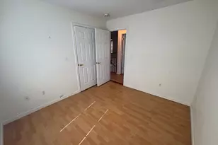 107 Apple Creek Ln, Fall River, MA 02720 - Photo 11