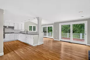 131 Montvale Rd, Weston, MA 02493 - Photo 17