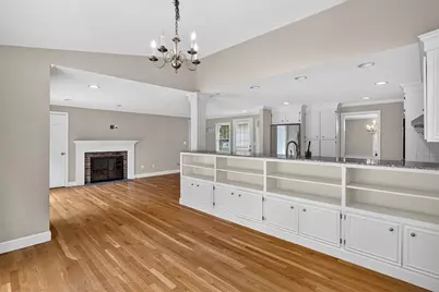 131 Montvale Rd, Weston, MA 02493 - Photo 13