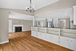 131 Montvale Rd, Weston, MA 02493 - Photo 13