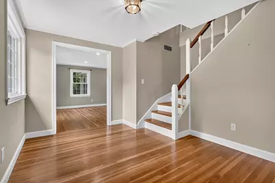 131 Montvale Rd, Weston, MA 02493 - Photo 3