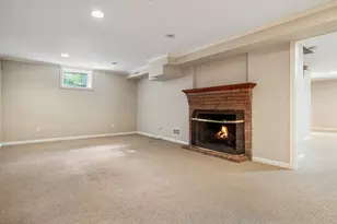 131 Montvale Rd, Weston, MA 02493 - Photo 27